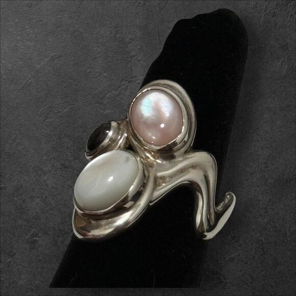 Carolyn Pollack Relios MOP Size 7 Sterling Ring - Picture 2 of 3